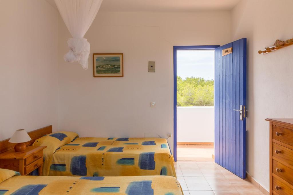 Hostal Mayans Es Pujols Zewnętrze zdjęcie