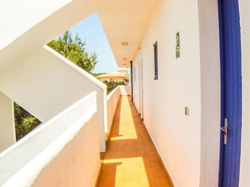 Hostal Mayans Es Pujols Zewnętrze zdjęcie